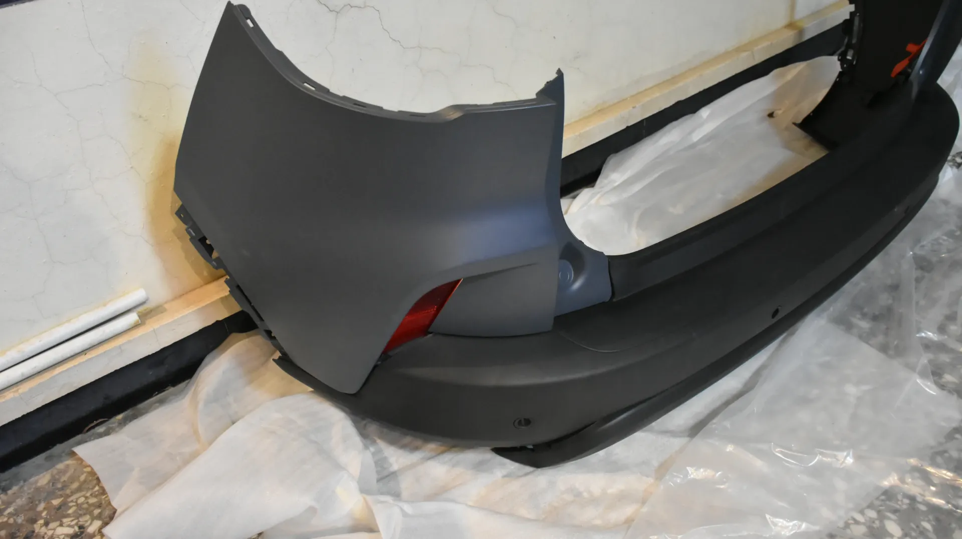 دعامية خلفية كاملة فورد اسكيب 2020-2026